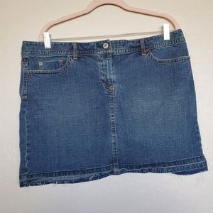 Ann Taylor Loft Blue Denim Jean Casual Mini Skirt Fray Hem Women's Size 14